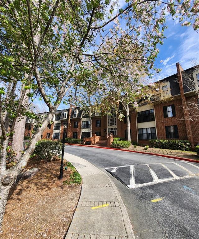 Foto del edificio - 23311 Plantation Dr NE