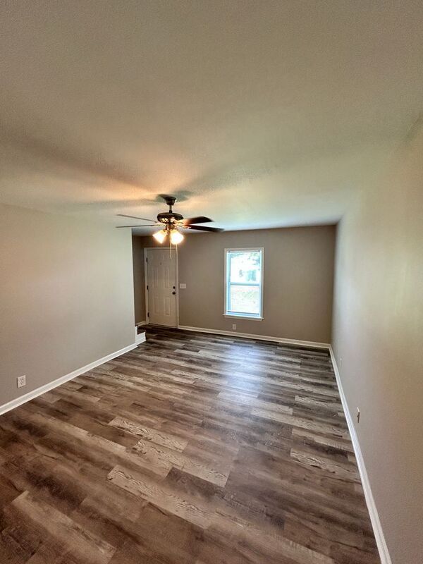 Foto del edificio - 2321 Oak Ct