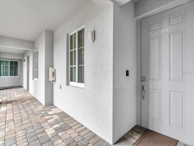 Foto del edificio - 14081 Heritage Landing Blvd
