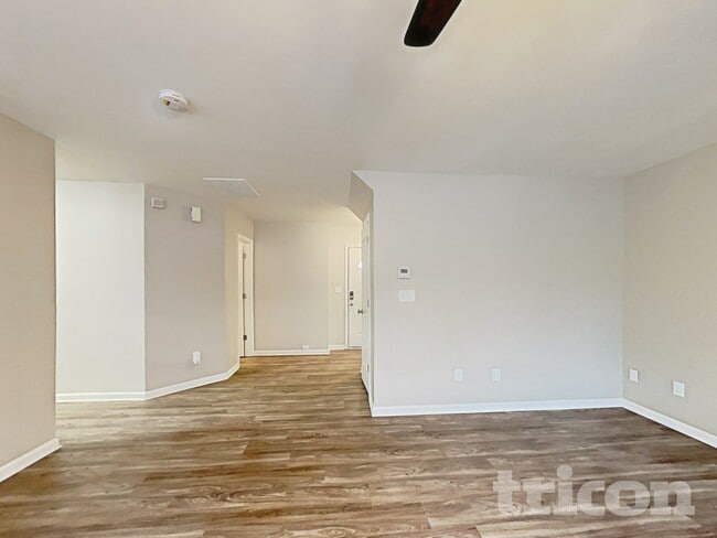 Foto del edificio - 7016 Haines Mill Road