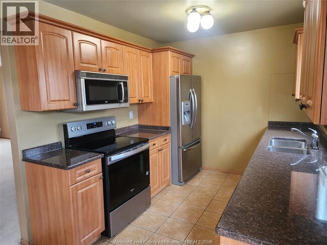 Building Photo - 3164 Conservation Dr