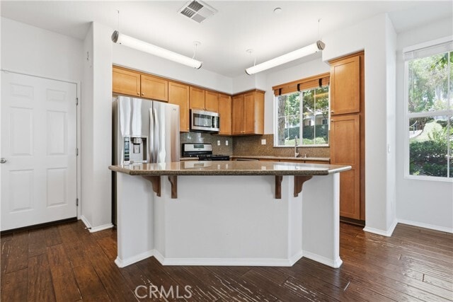 Building Photo - 15 Platinum Cir