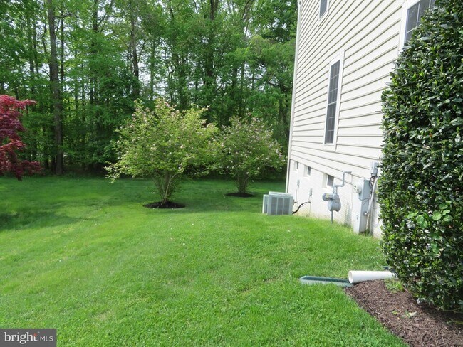 Foto del edificio - 12511 Woodbridge Ct