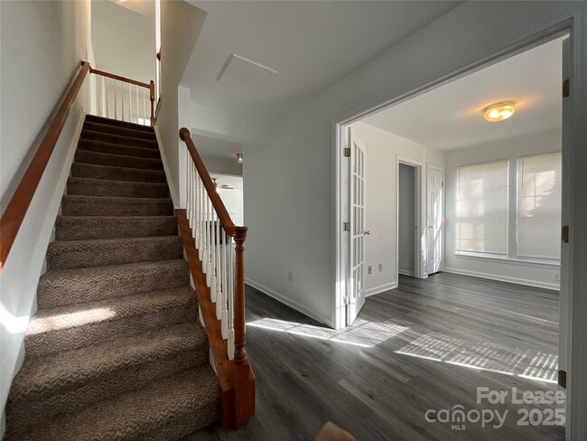 Building Photo - 15709 Castle Watch Ave