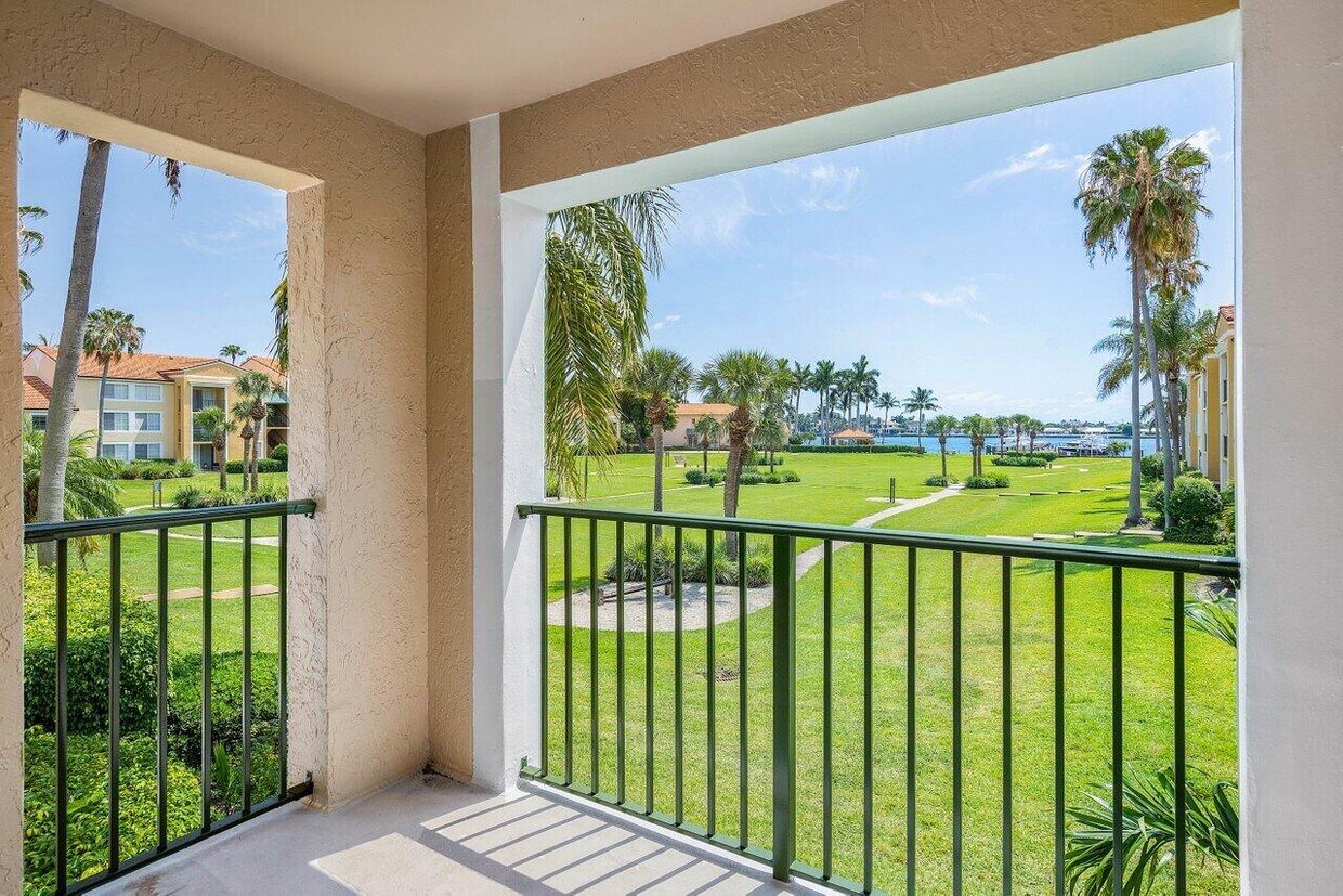 135 Yacht Club Way Unit 212, Hypoluxo, FL 33462 Condo for Rent in