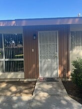 Building Photo - 2200 Courtleigh Dr