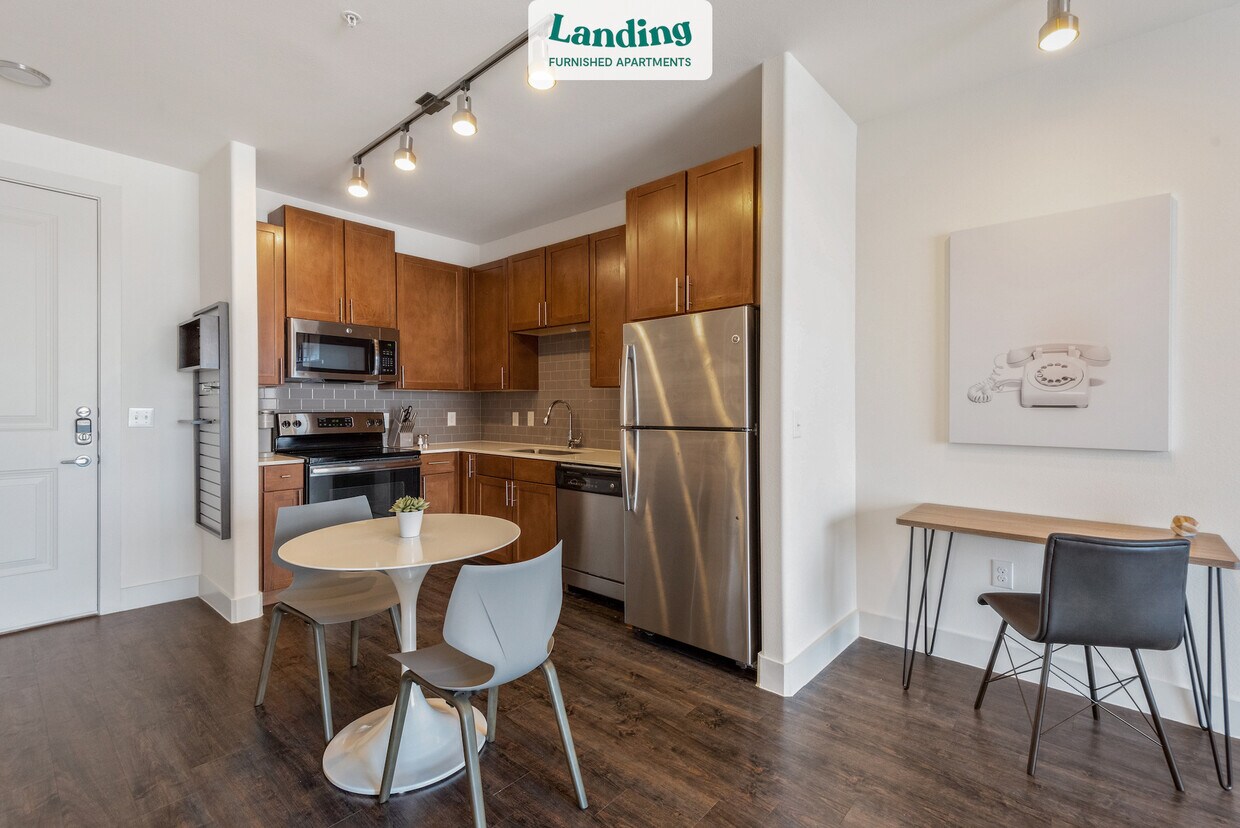 Foto principal - 3925 N Elm St