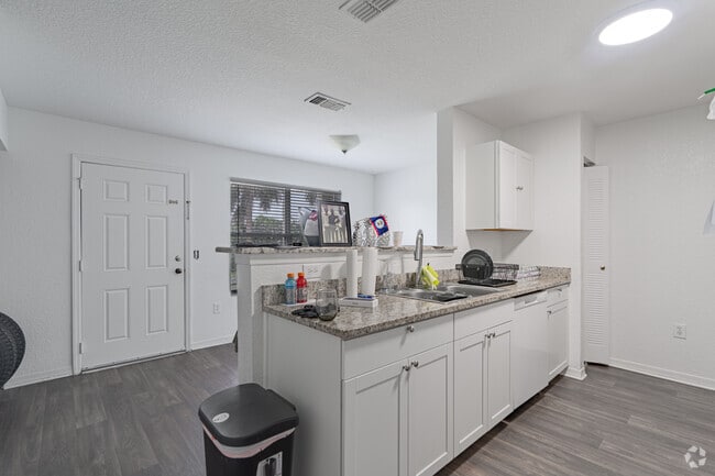 3BR, 2BA - 1,255SF - The Palms At Vero Beach
