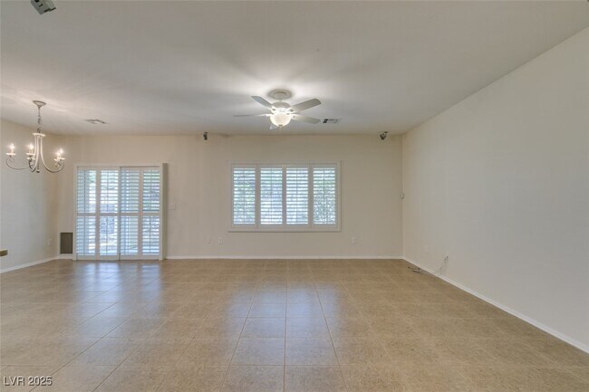 Foto del edificio - 2154 Savannah River St