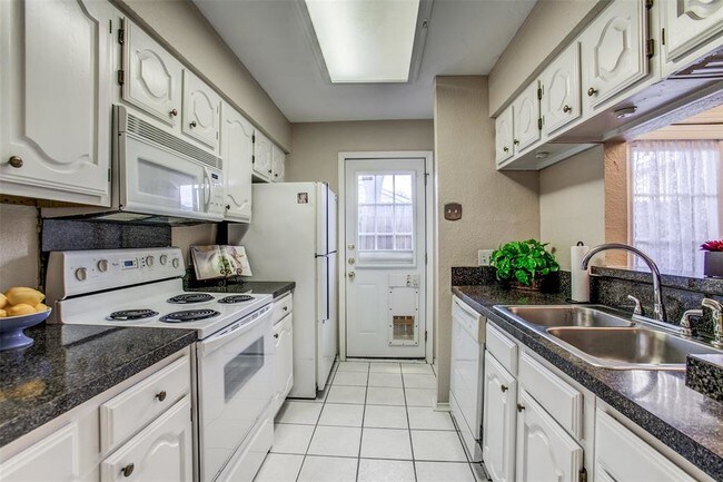 Foto del edificio - 14333 Preston Rd