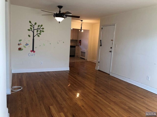 Foto del edificio - 2134 N Central Rd