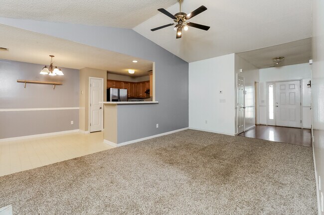 Building Photo - 9207 Amy Dr
