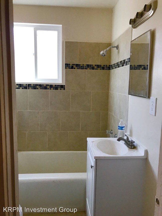 Foto del edificio - 4780 Weik Ave