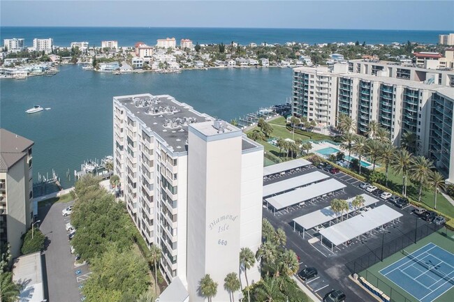Foto del edificio - 660 Island Way