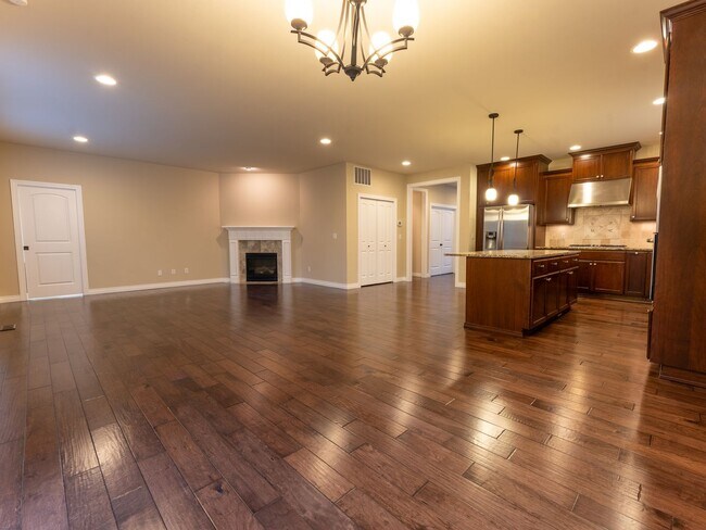 Foto del edificio - 6415 86th Ave W