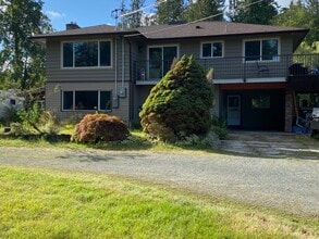 Building Photo - 1754 Alberni Hwy
