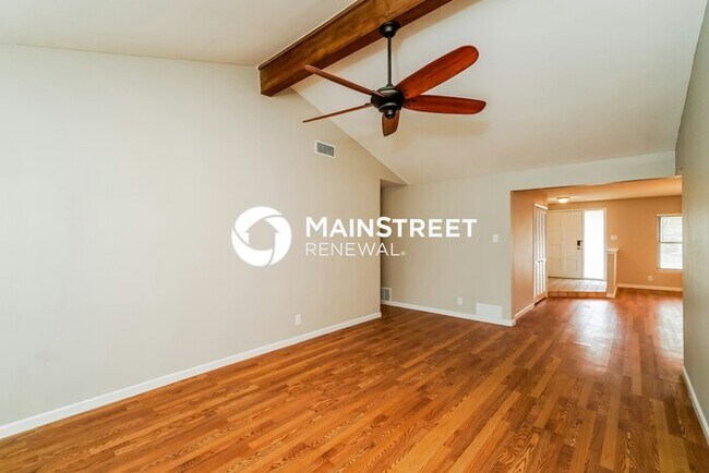 Building Photo - 4 Bedroom Pet-Friendly Home in SAN ANTONIO...