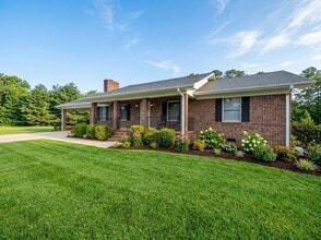 Building Photo - 2891 Farrs Bridge Rd