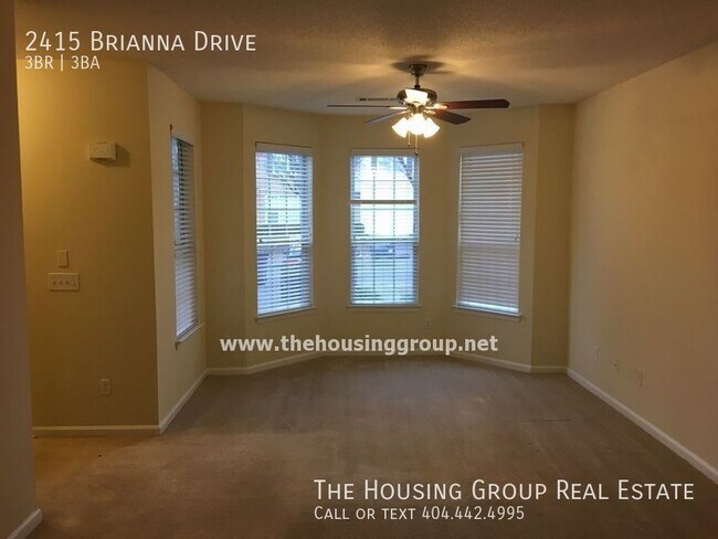 Building Photo - Hampton Townhome!!! Ready Now