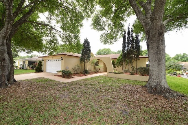 Foto del edificio - 10600 41st Ct N