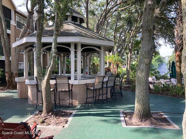 Foto del edificio - 7667 N Wickham Rd