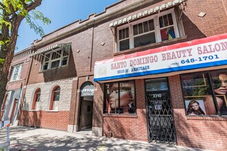 Building Photo - 3310 W Armitage Ave