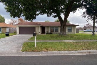 Building Photo - 2752 Ceram Ave