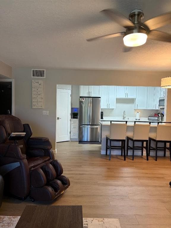 Building Photo - 1225 Pine Ridge Cir W