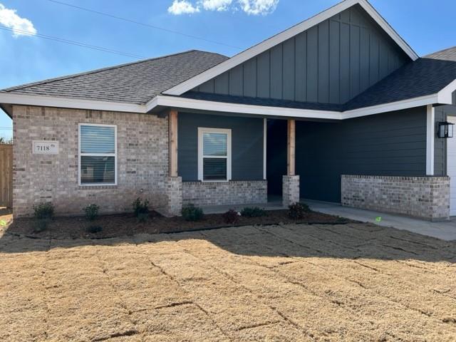 Building Photo - 7118 Phoenix Dr