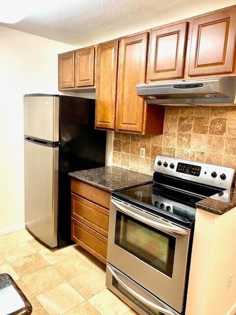Foto del edificio - 2350 Bering Dr