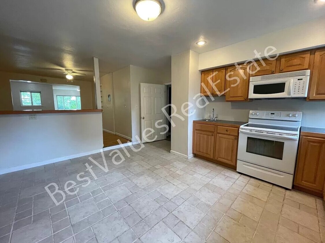 1764 Newark St, Aurora, CO 80010 House for Rent in Aurora, CO