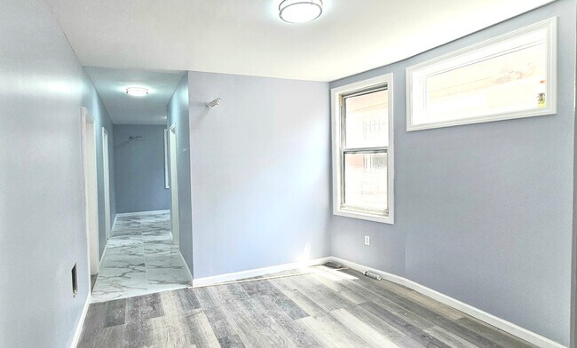 Building Photo - 137 N Burgher Ave