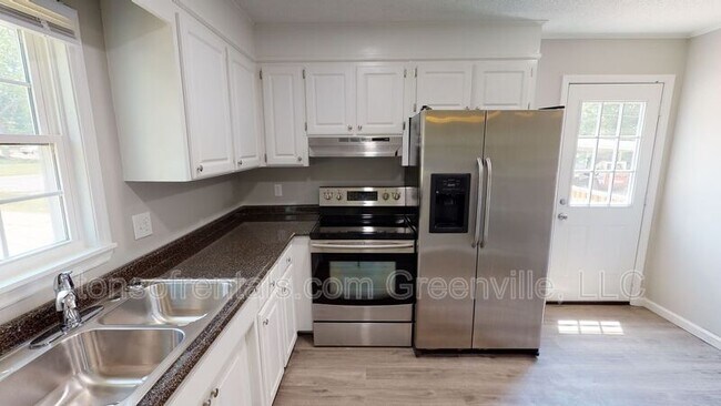 Foto del edificio - 206 Old Woodruff Rd