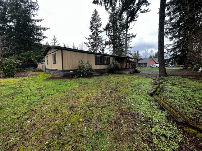 Foto del edificio - 8822 Holmquist Rd SE