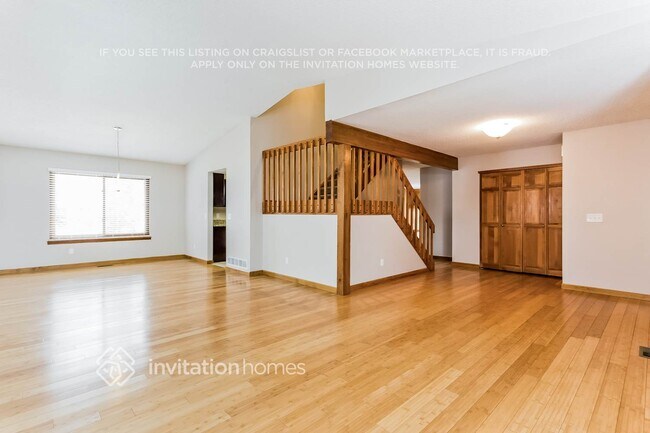 Foto del edificio - 11333 E Warren Ave