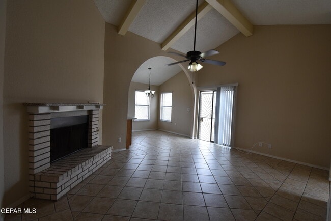 Building Photo - 11349 Lake Geneva Dr