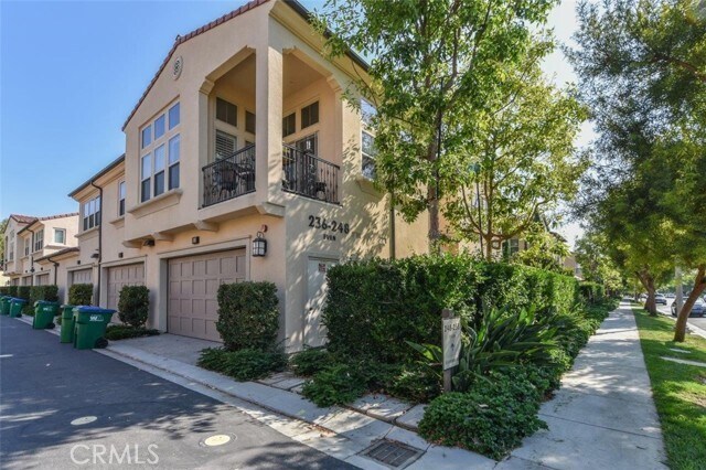 Building Photo - 248 Overbrook
