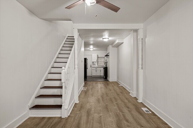 Foto del edificio - 2117 N Hope St