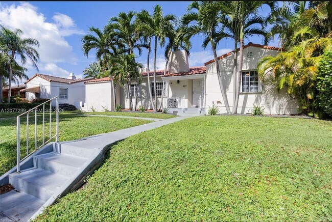 Foto del edificio - 437 NE 107th St
