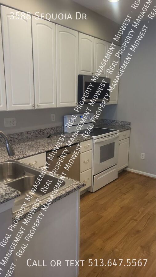 Foto del edificio - 3588 Sequoia Dr