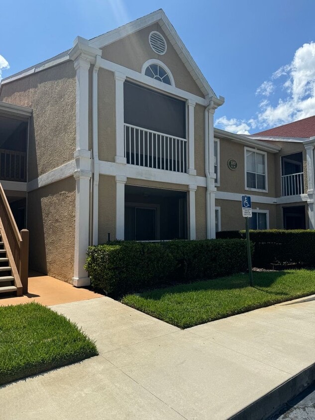 Photo - 9481 Highland Oak Dr.