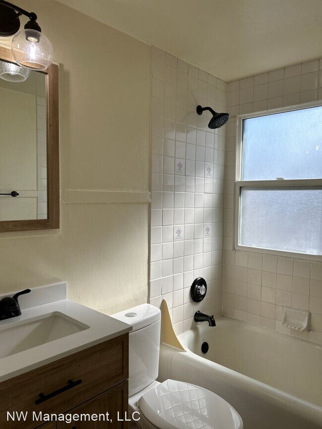 Foto del edificio - 3 br, 1 bath House - 16 W. Courtland Ave