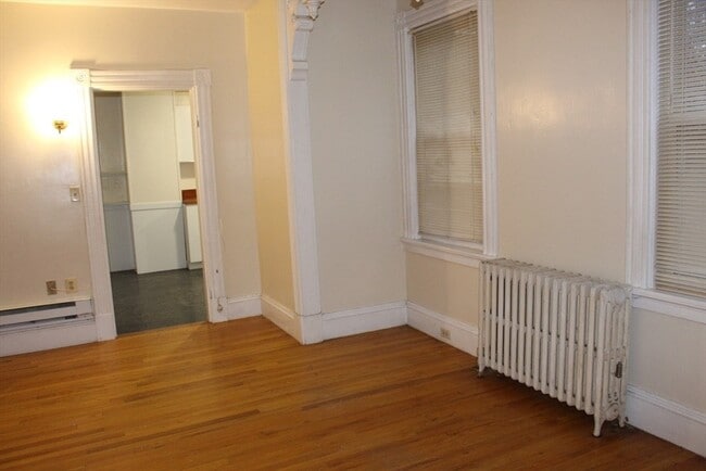 Building Photo - 121 Winter St