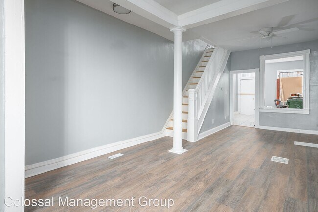 Building Photo - 3 br, 1 bath House - 1939 Vine St