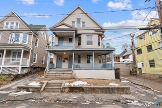 Building Photo - 16 Plaza Ave