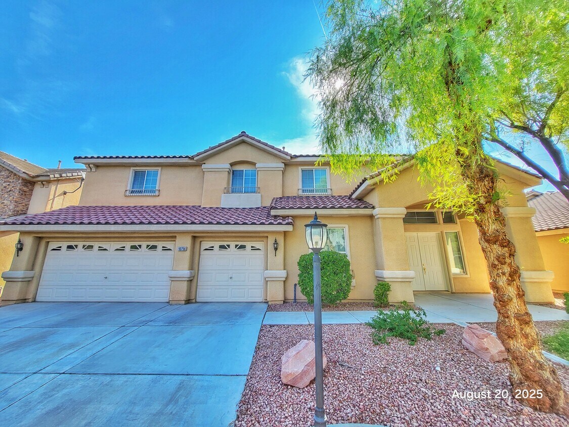 Foto principal - 10756 Tapestry Winds St
