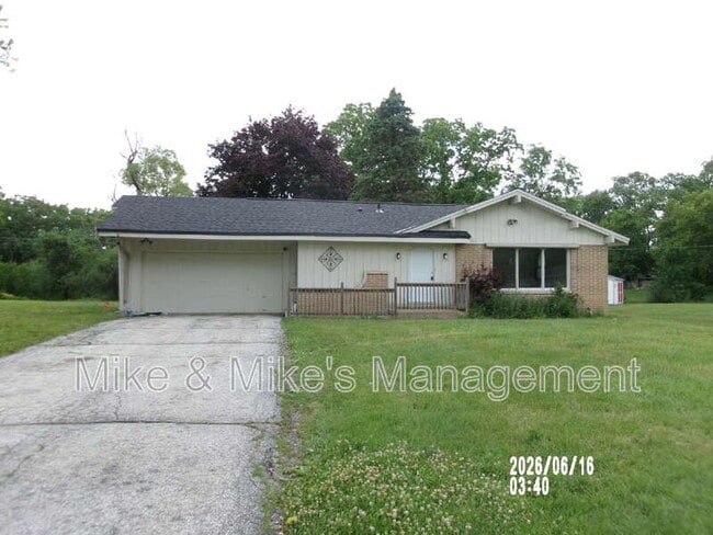 Building Photo - 18620 Midland Pl