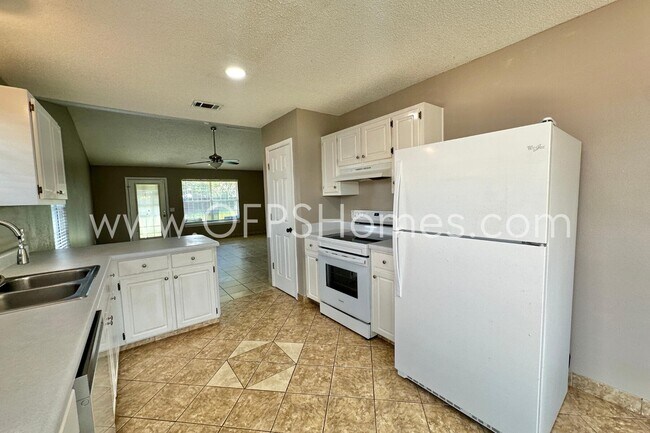 Building Photo - 2837 Atoka Trail
