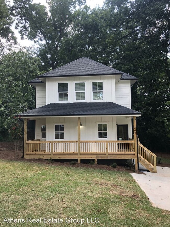 Building Photo - 3 br, 3 bath House - 199 North Rocksprings...