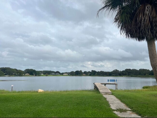 Foto del edificio - 1212 Doris Ave